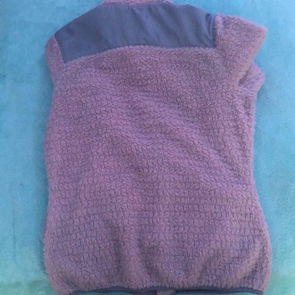 girls large Reebok sweater - Picture 2 of 2